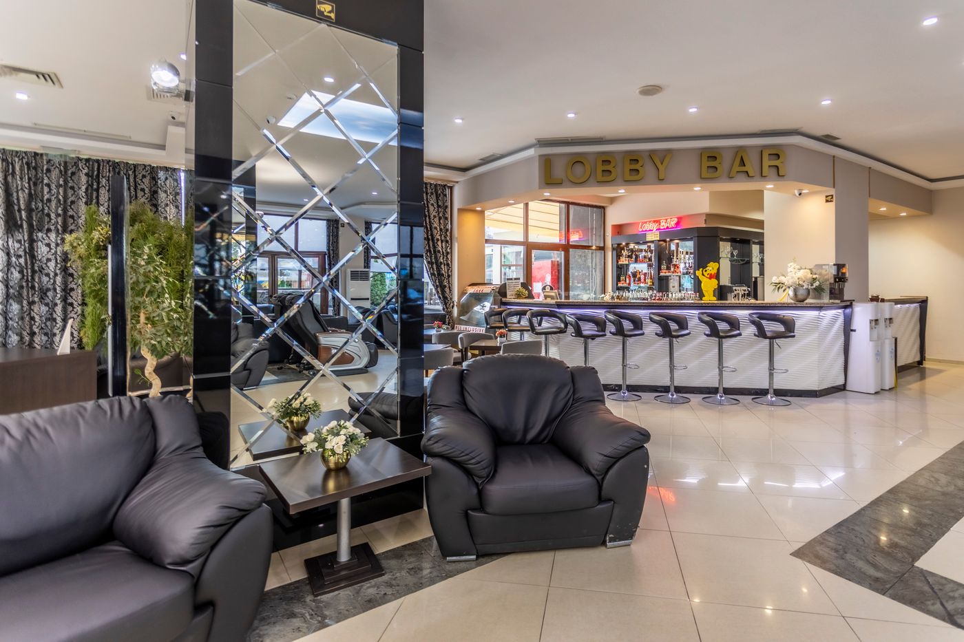 Prestige-Hotel---Aquapark-Bar-50