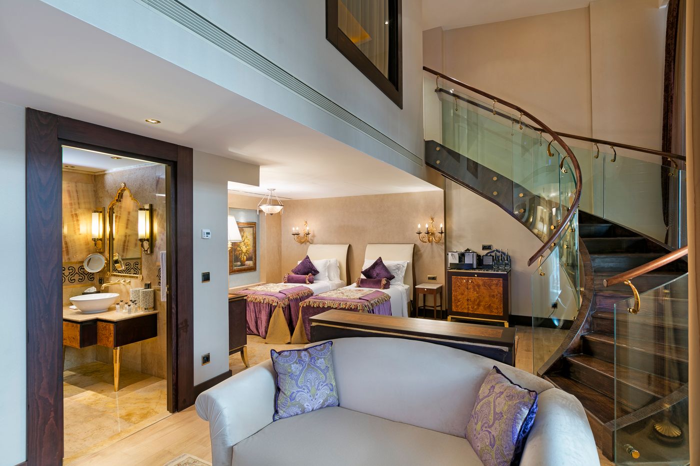 Mardan-Palace-Room-44