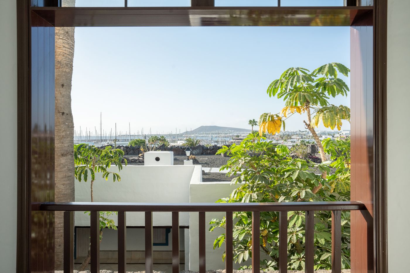 Hotel-LIVVO-Volc--n-Lanzarote-Room-81