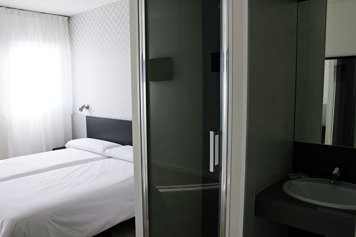 Hotel Urban Dream Nevada-Spain-ARMILLA-Room-5