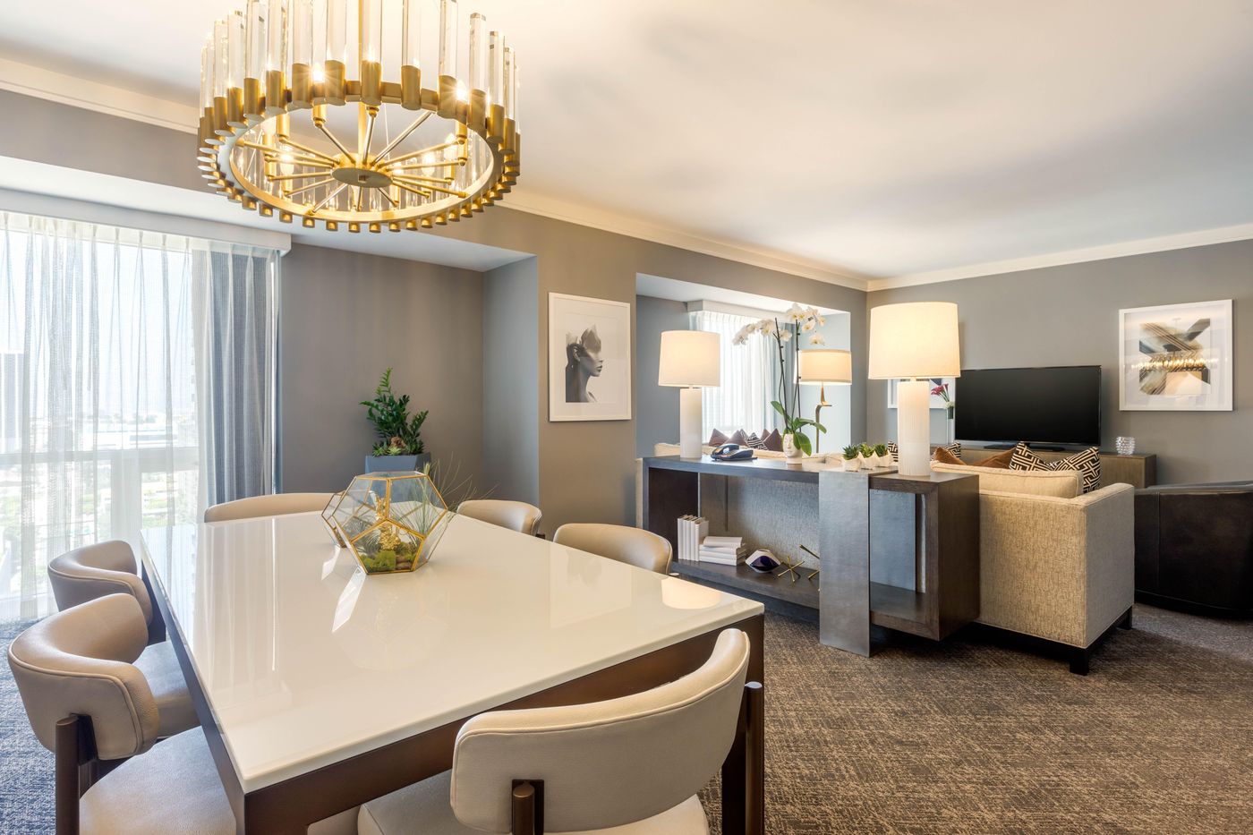 Omni-Los-Angeles-Hotel-at-California-Plaza-Room-24