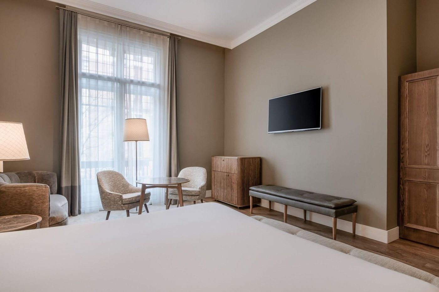 AC-Hotel-Palacio-del-Retiro-Autograph-Collection-Room-48