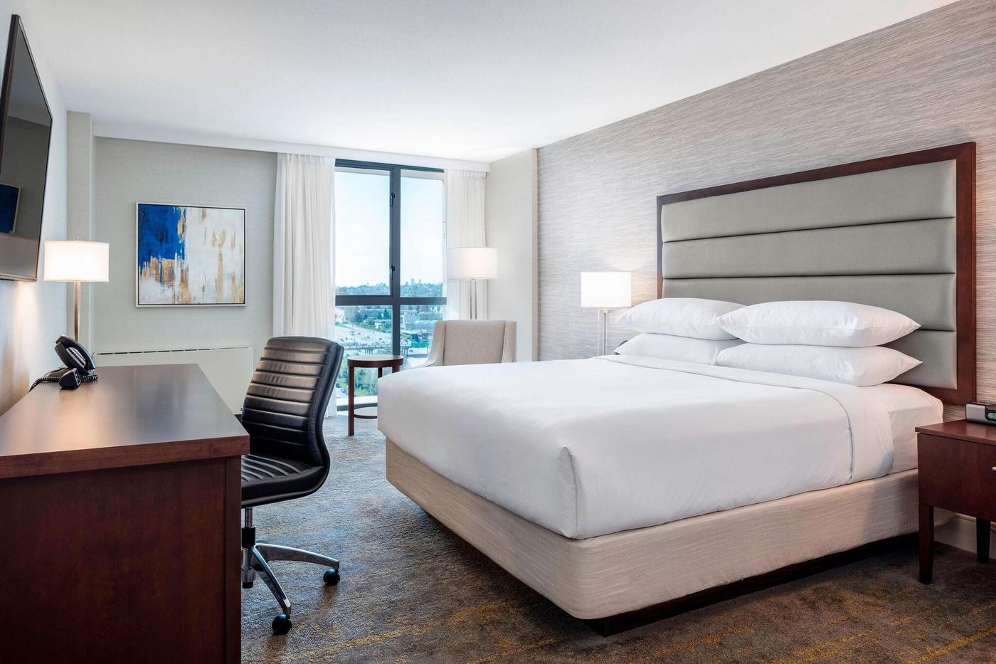 Delta-Hotels-By-Marriott-Burnaby-Conference-Centre-Room-20