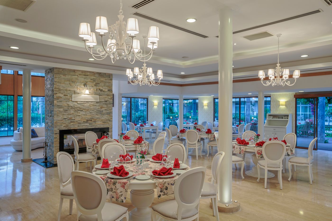 Dobedan World Palace Kemer