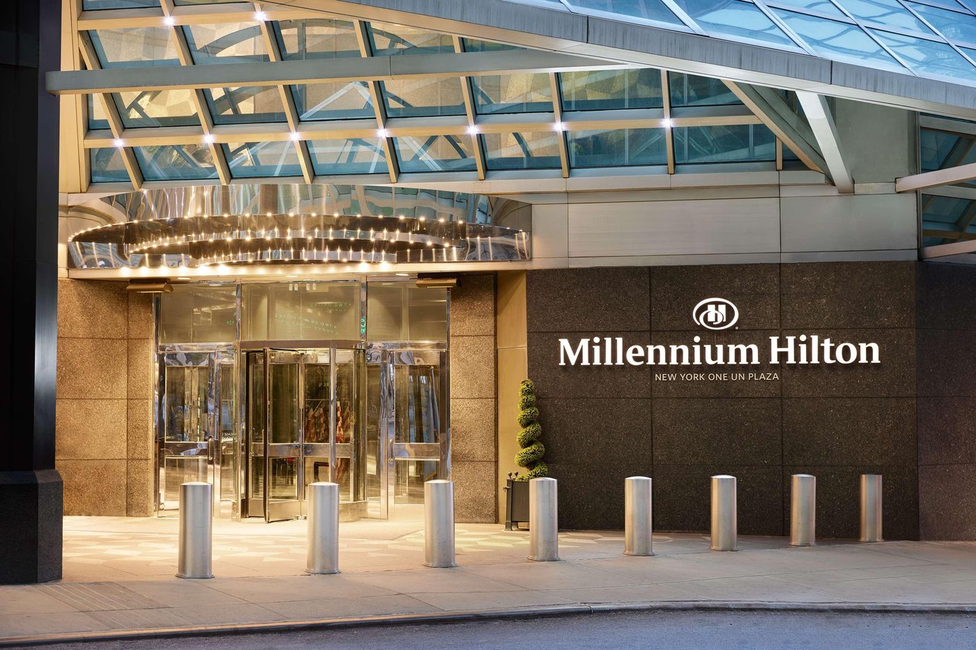 Millennium-Hilton-New-York-One-UN-Plaza-General-view-19