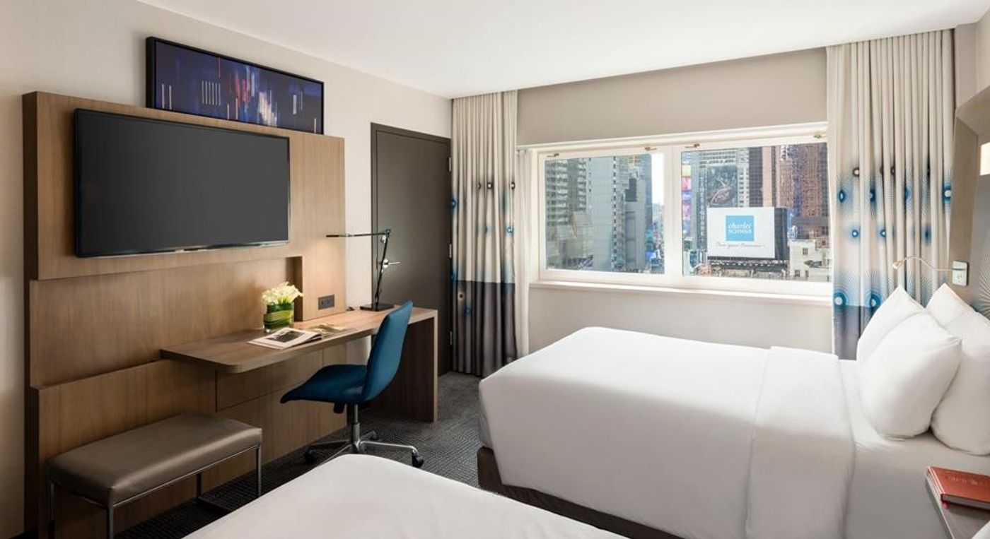 M-Social-Hotel-Times-Square-New-York-Room-7