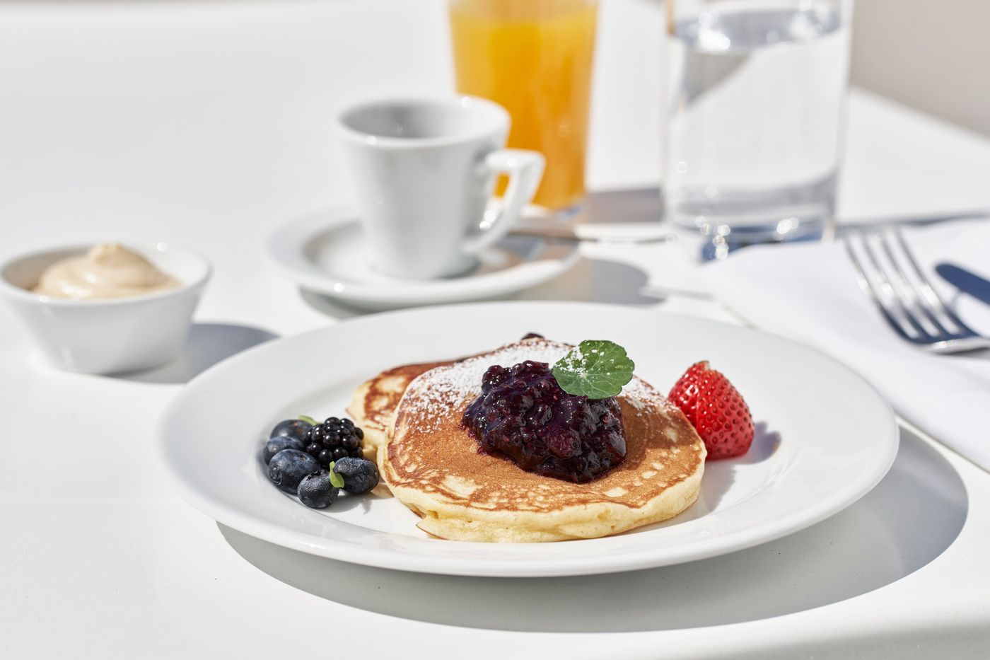 Astra-Suites-Restaurant-98