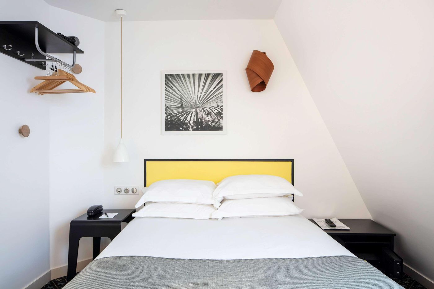 Palm-Astotel-Room-29