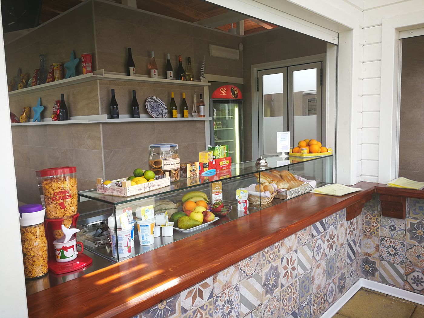 Residence-Villa-Giardini-Bar-64