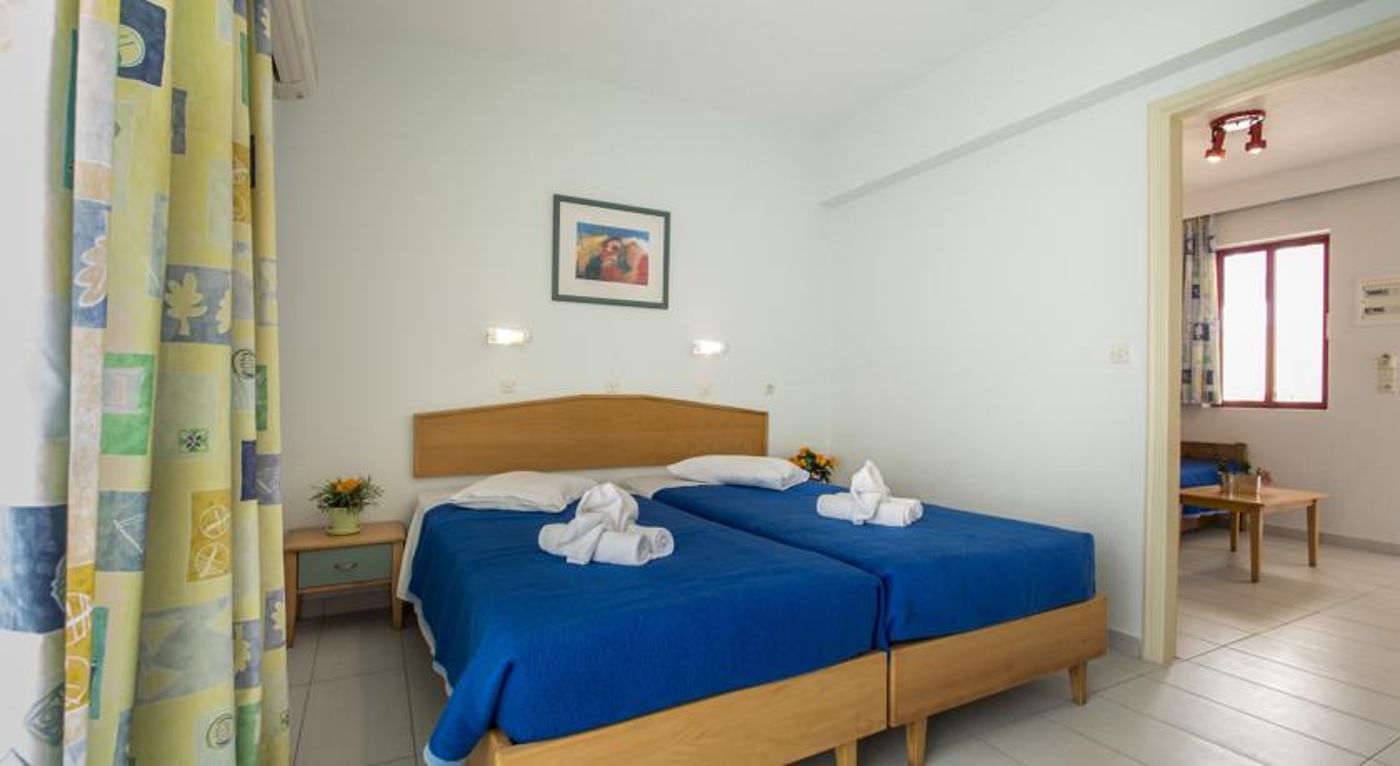 Erato Studios and Apartments