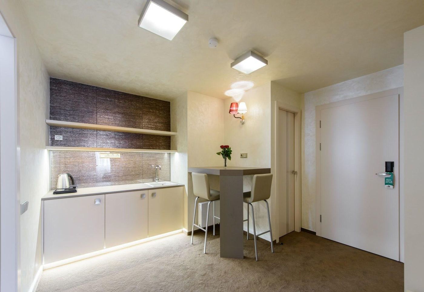 Myo-Hotel-Mysterius-Room-10