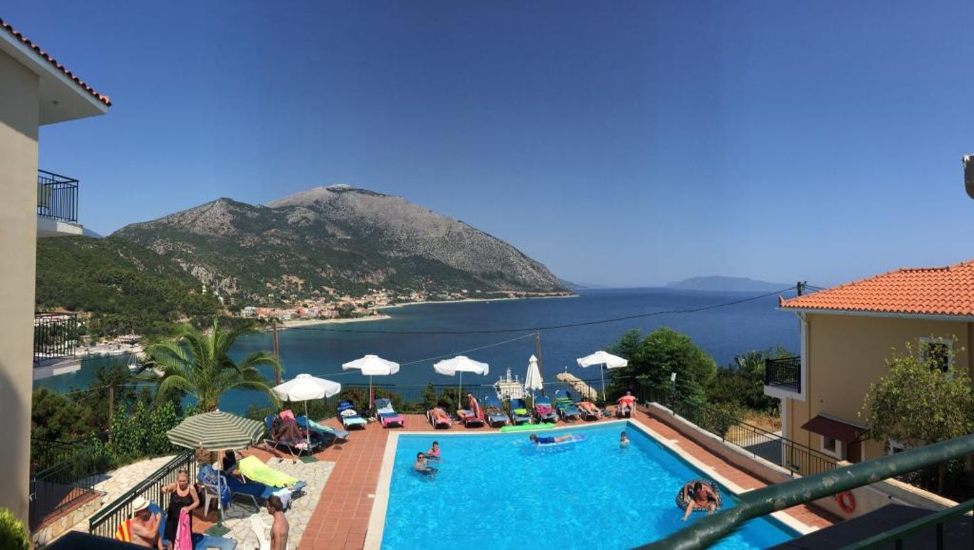 Hotel-Oceanis-Poros-Pool-6