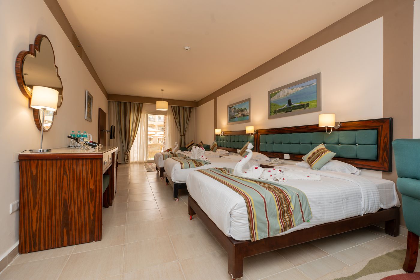 El Karma Aqua Beach 09.10