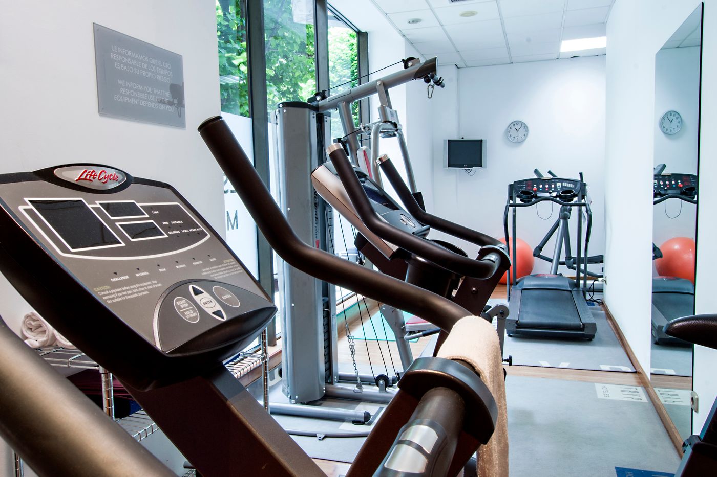 Zentral Gijon Rey Pelayo-Spain-GIJON-General view-3