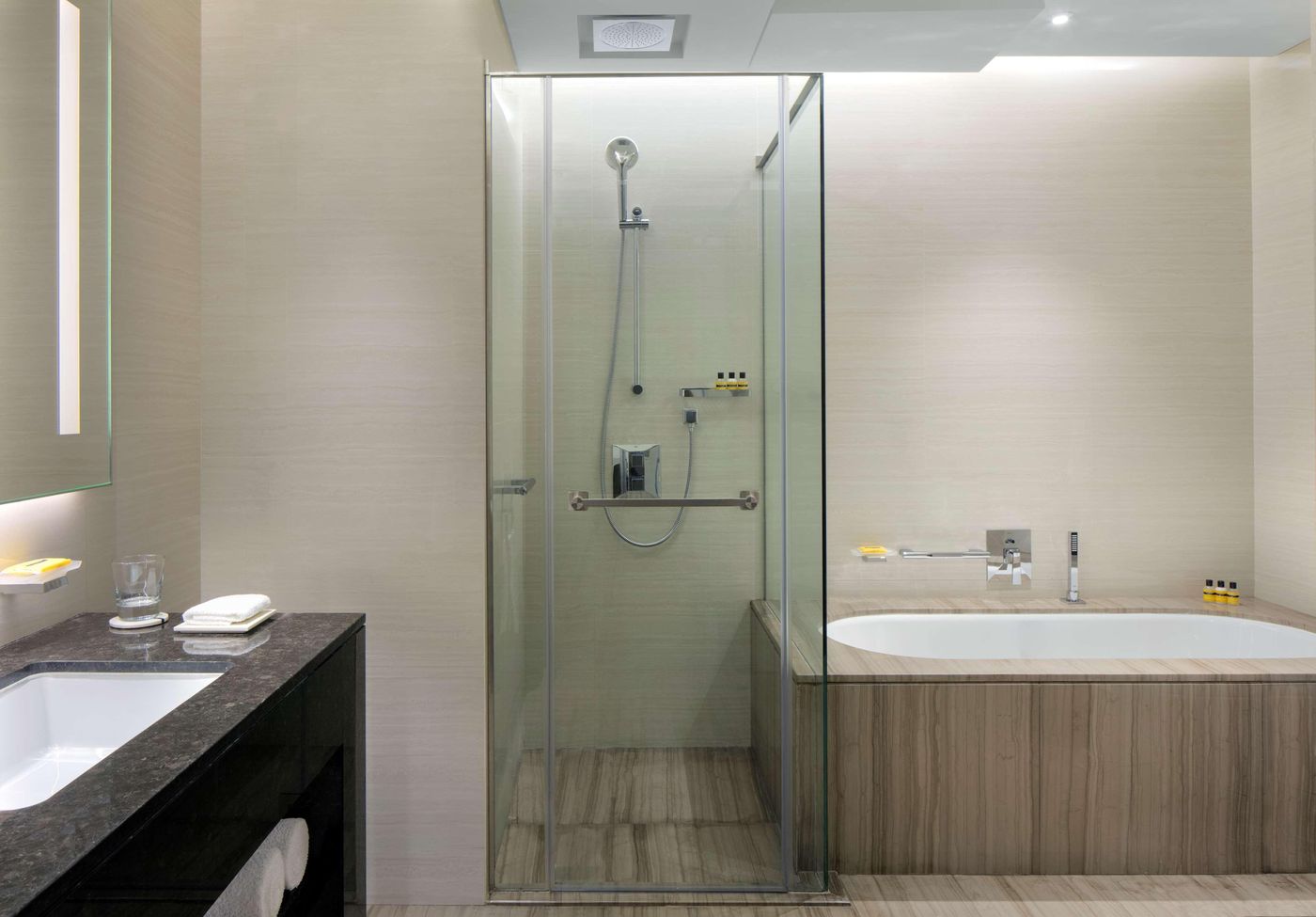 Hyatt-Regency-Dubai-Creek-Heights-Room-29