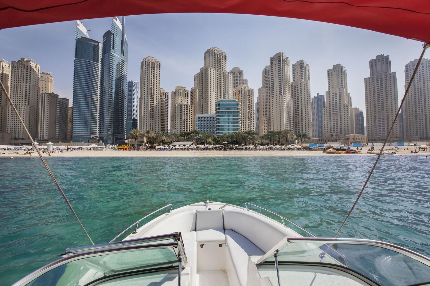 Hilton-Dubai-The-Walk-Sports-and-Entertainment-79