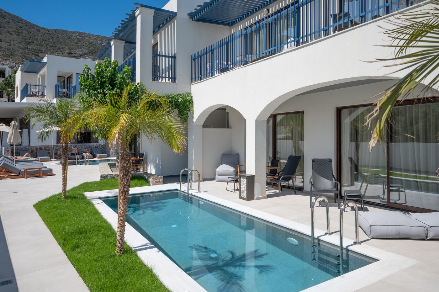 Mika-Villas-General-view-11