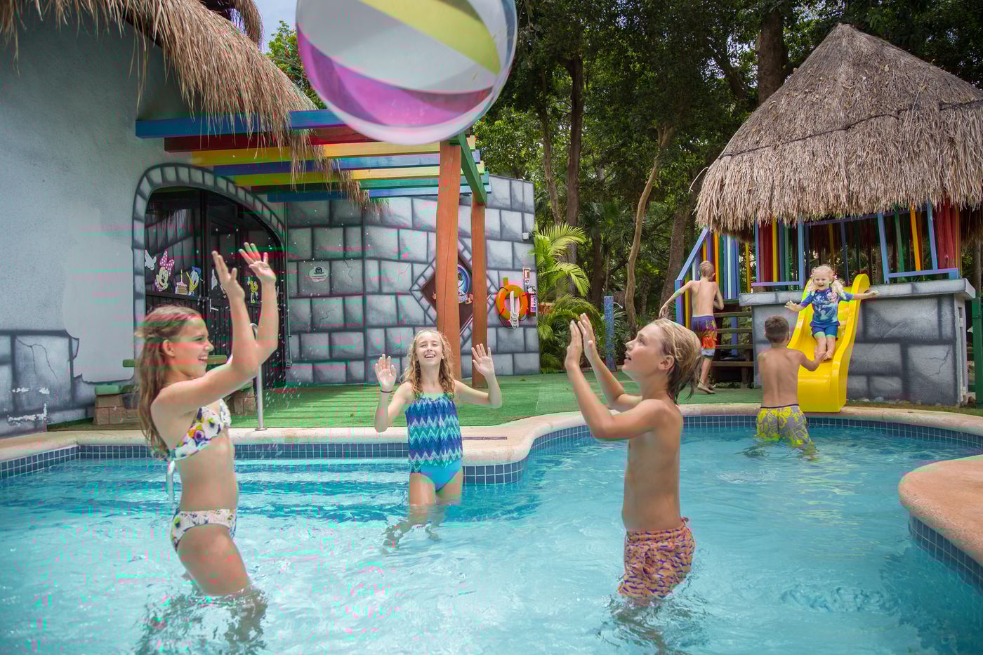 Sandos-Playacar-Beach-Resort-Pool-10