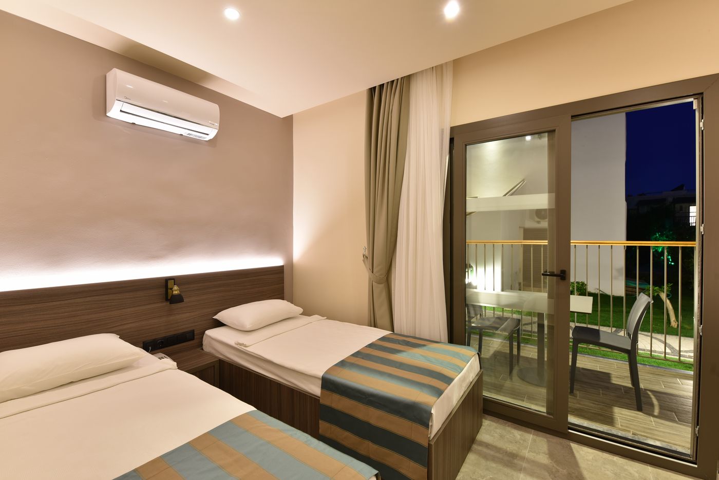 Parkim-Ayaz-Hotel-Room-33