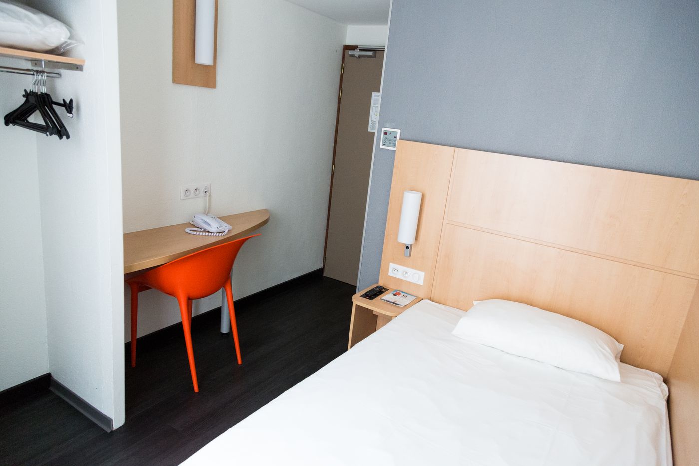 ibis-Paris-Grands-Boulevards-Opera-9th-Room-6