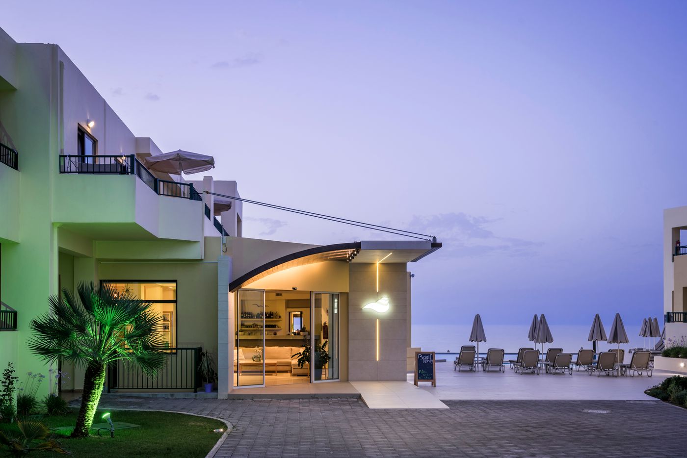 Blue-Dome-General-view-2