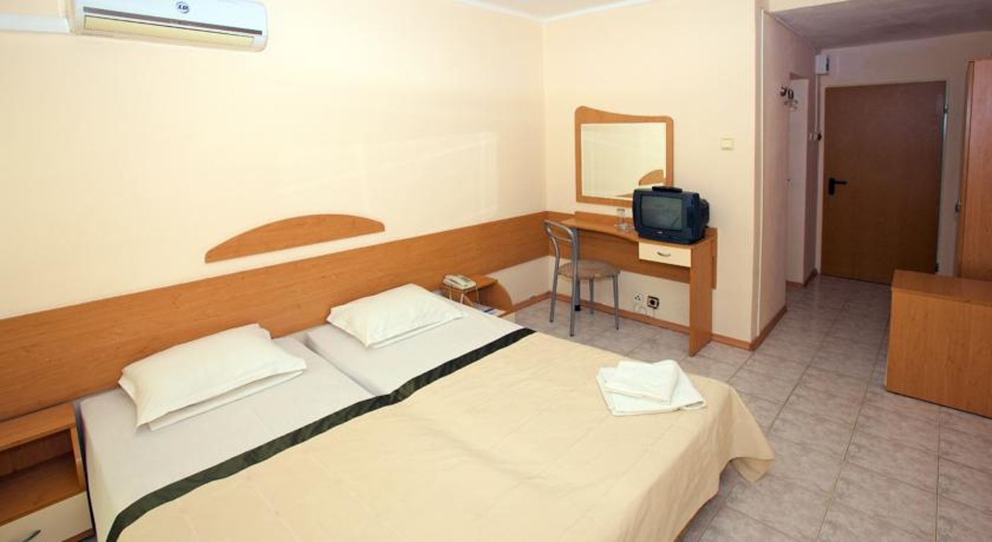 Fregata Amphibia Beach Complex