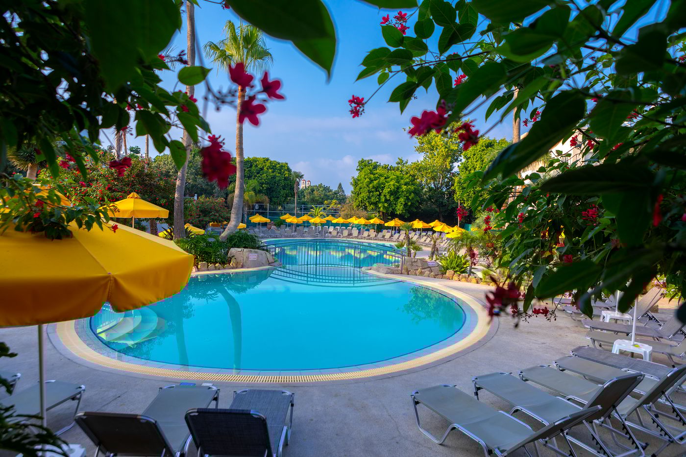 Mayfair Gardens & Hotel