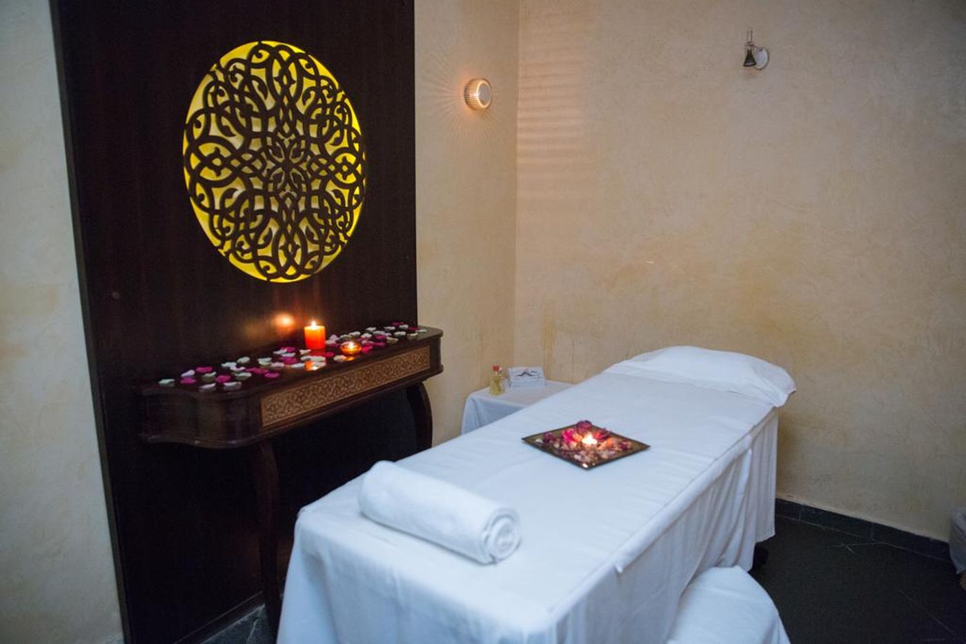 Golden Tulip Taj Sultan