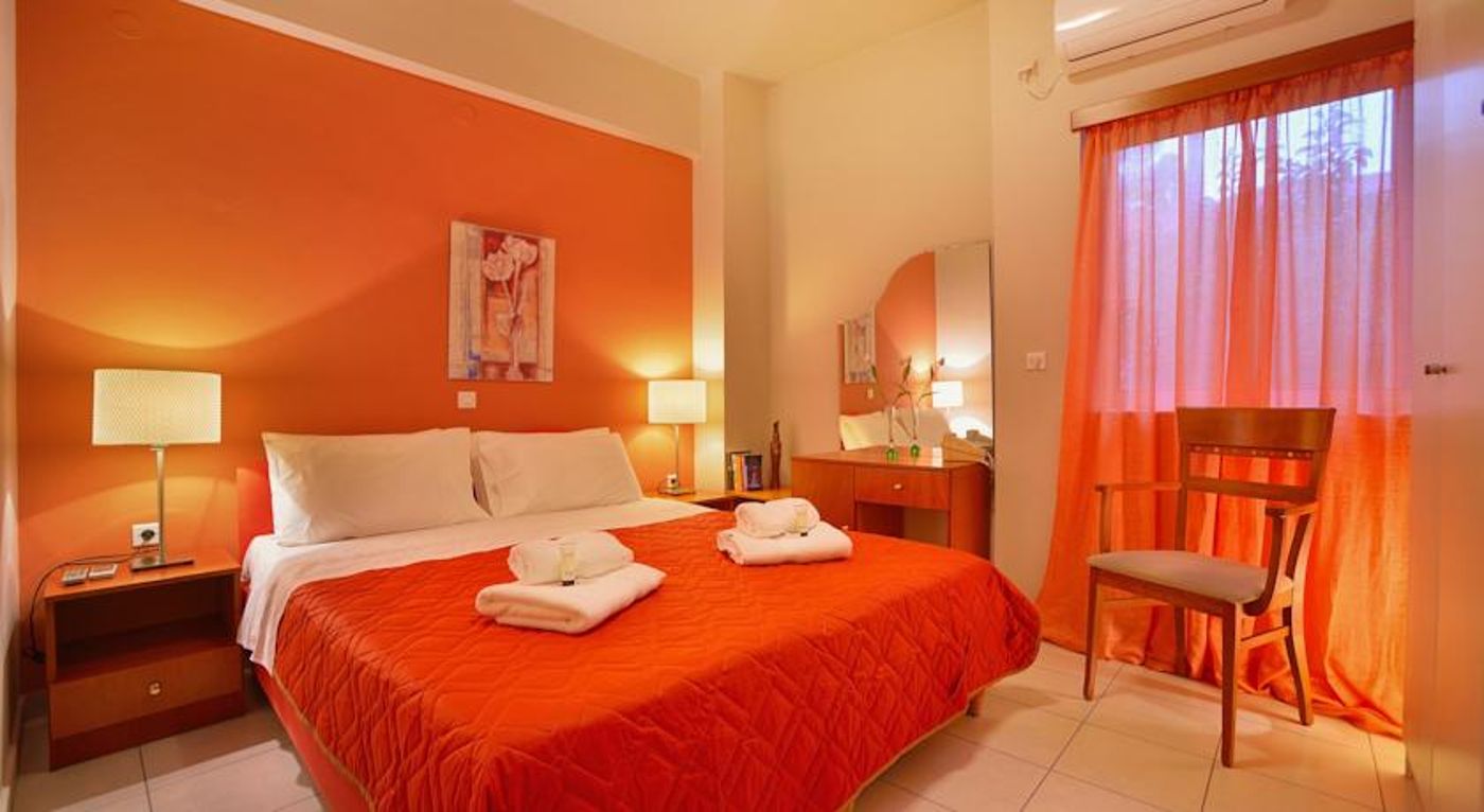 Theoxenia Hotel & Apartments