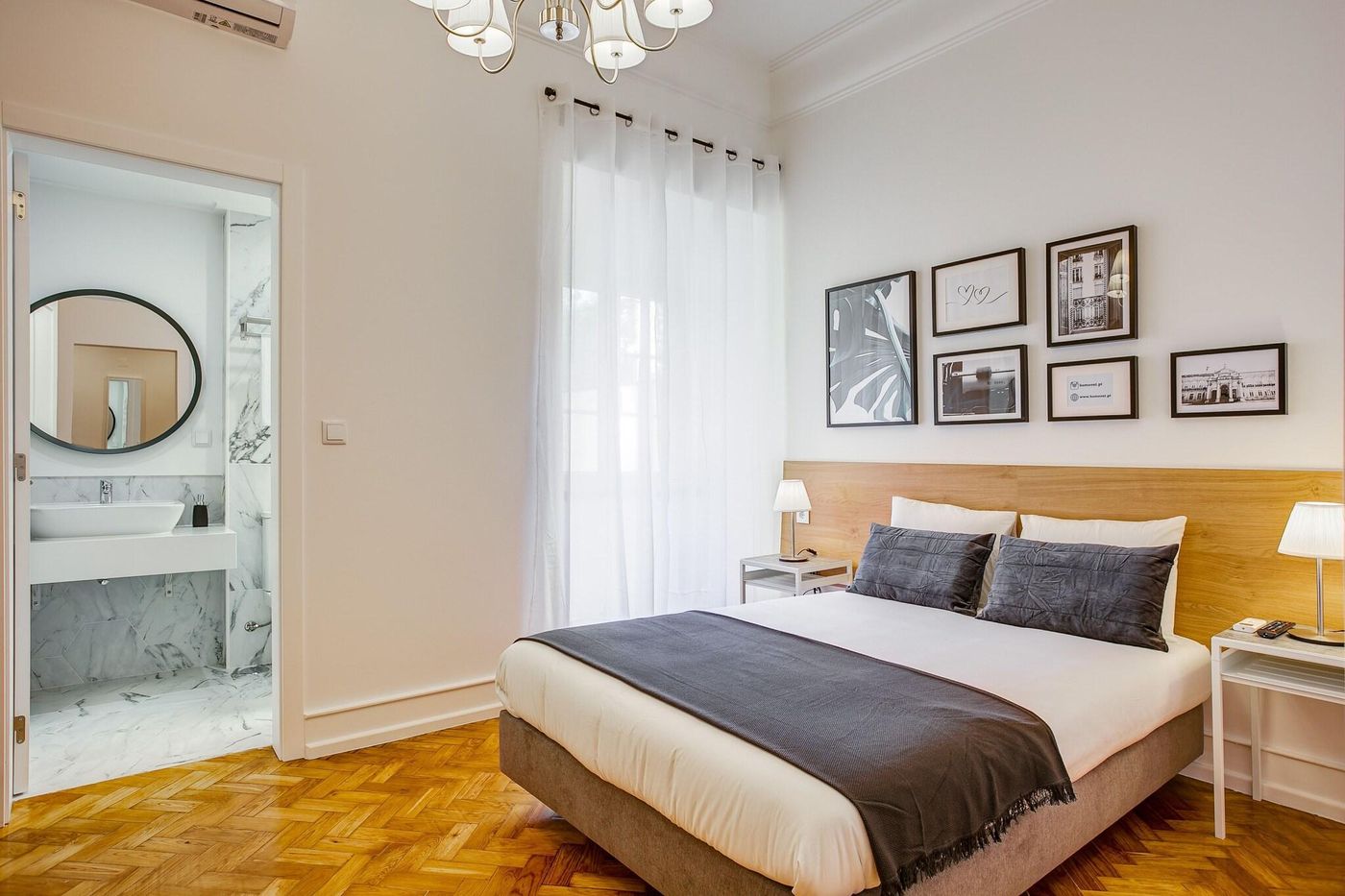 Home-Out-Rooms---Apartments-Room-36