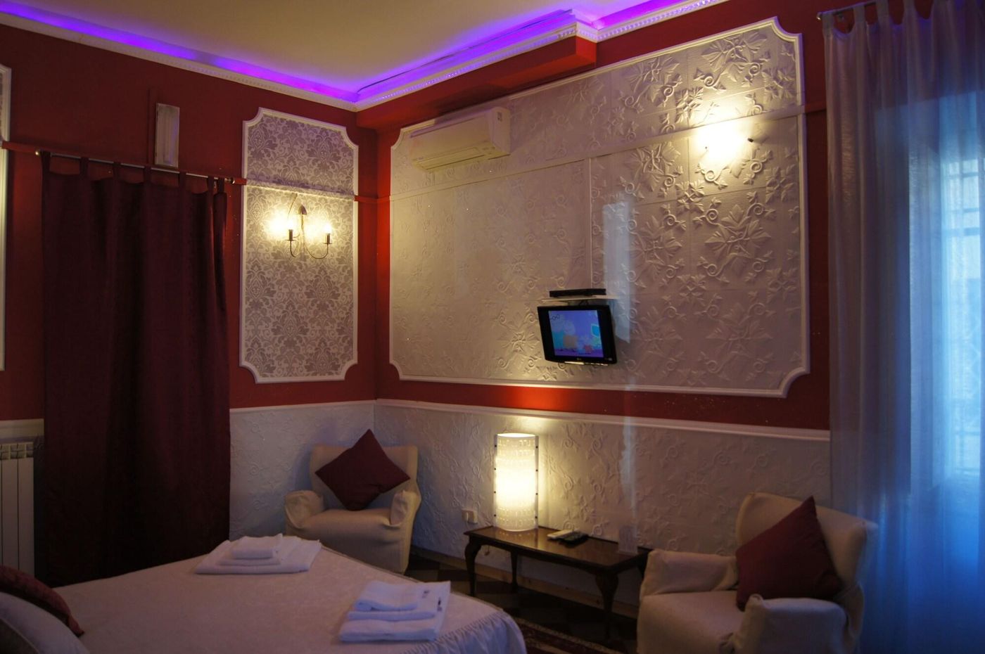 B---B-La-Mimosa-Room-31