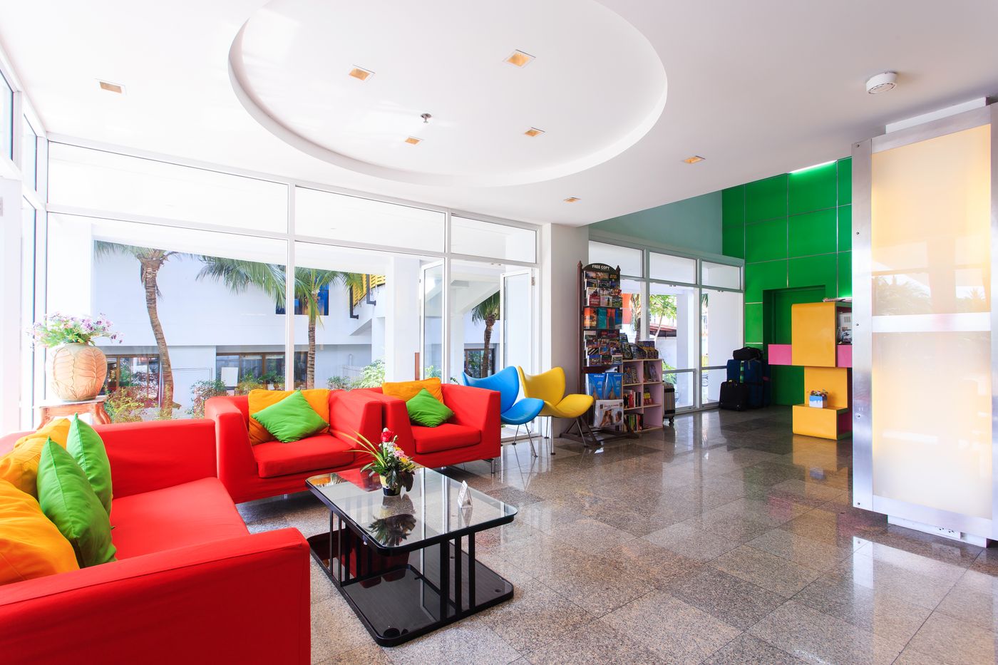 Samui-Verticolor-Lobby-39