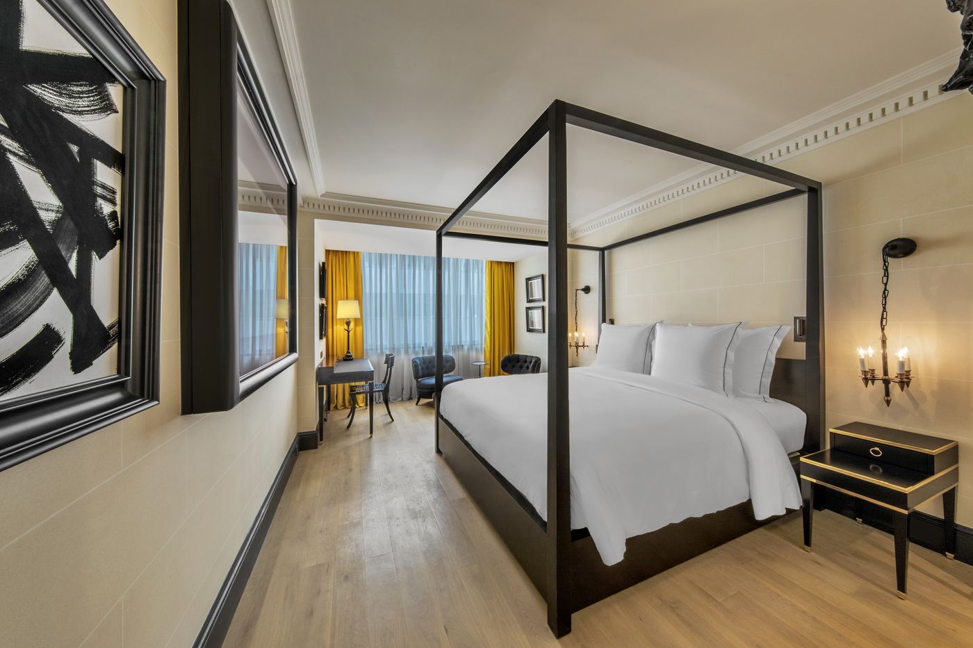 Hotel-de-Berri-Champs-Elysees--a-Luxury-Collection-Hotel--Paris-Room-33