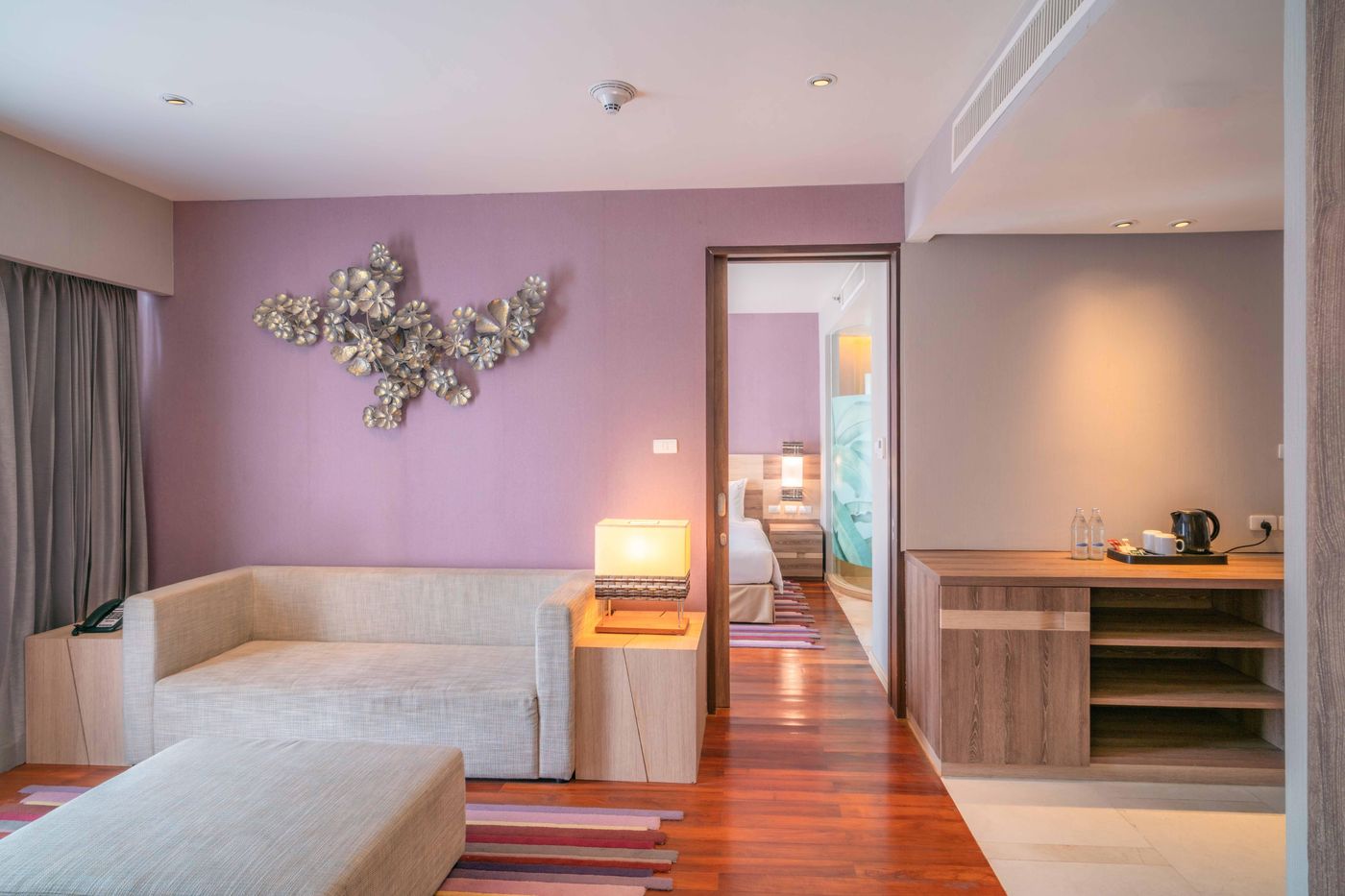 Holiday-Inn-Express-Phuket-Patong-Beach-Central-Room-40