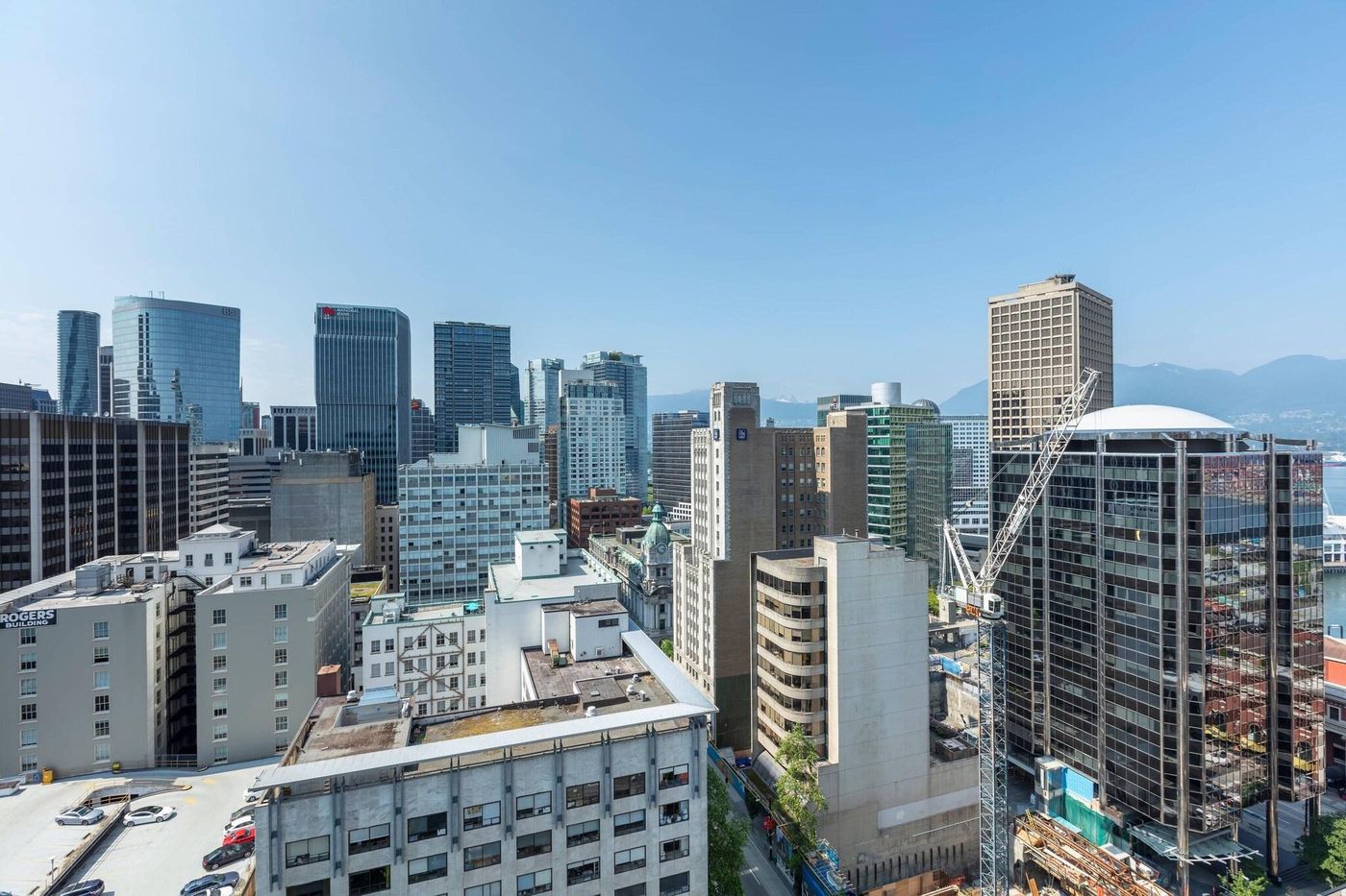 Delta-Hotels-By-Marriott-Vancouver-Downtown-Suites-Room-55