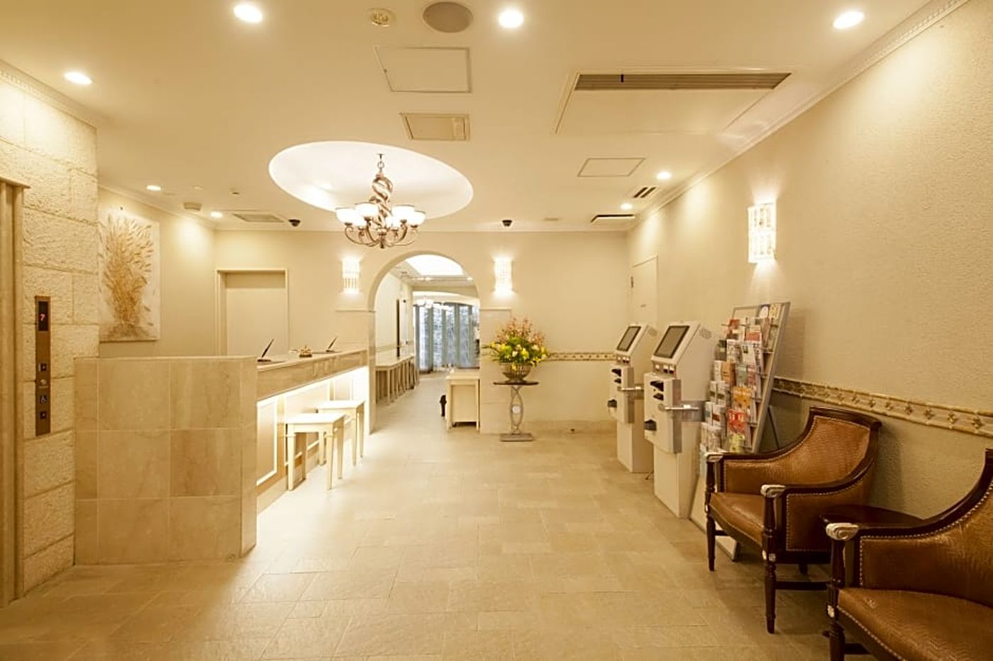 Hotel Coco Grand Kitasenju-Japan-Tokyo-General view-1