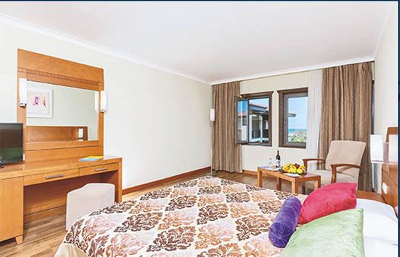 Club-Calimera-Serra-Palace-Room-10