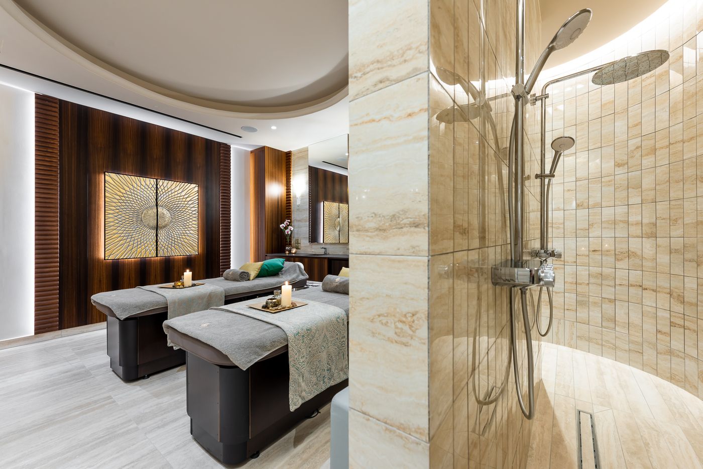 Adams-Beach-Hotel-Sports-and-Entertainment-74