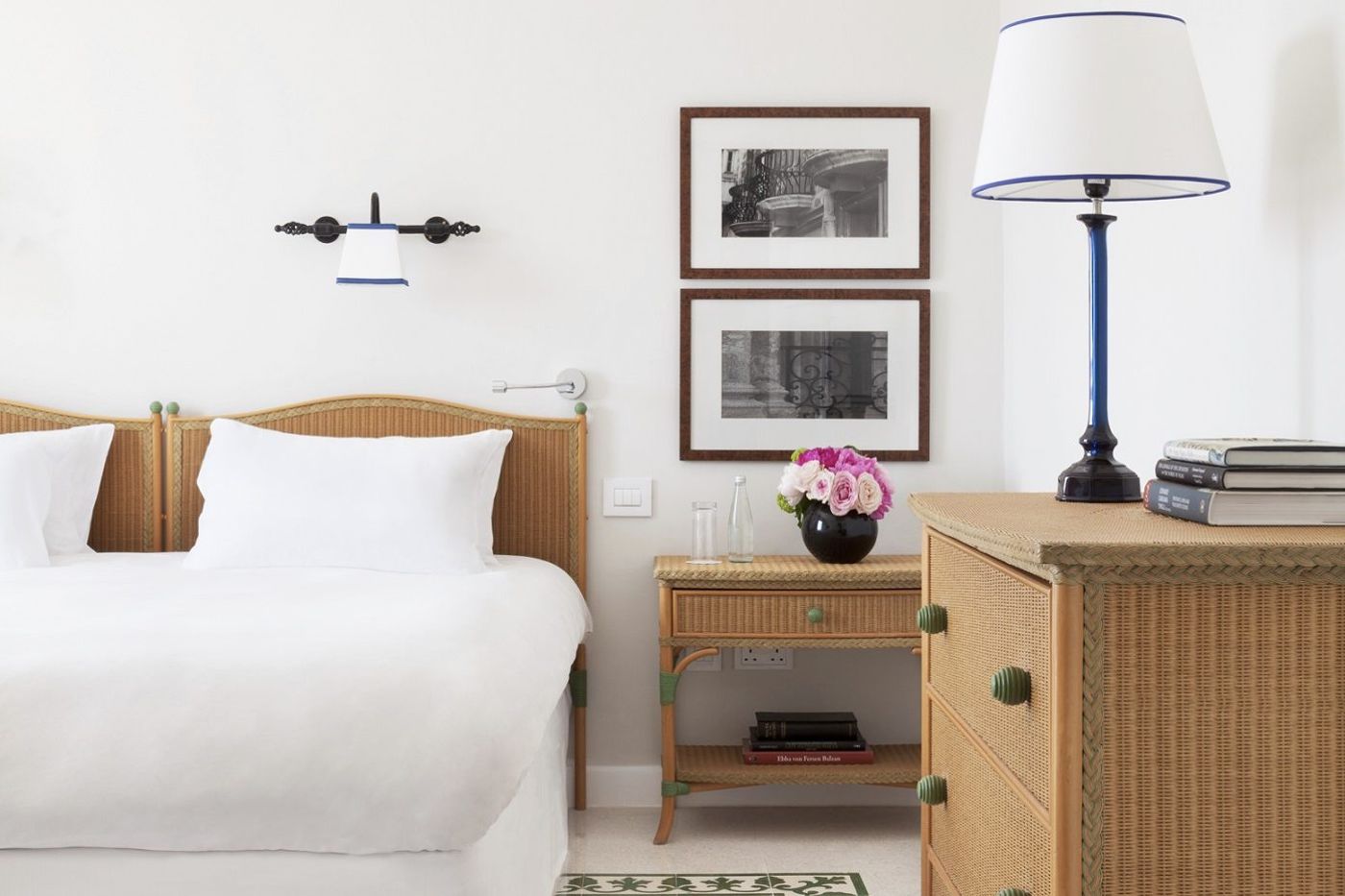 Hotel-Phoenicia-Room-40