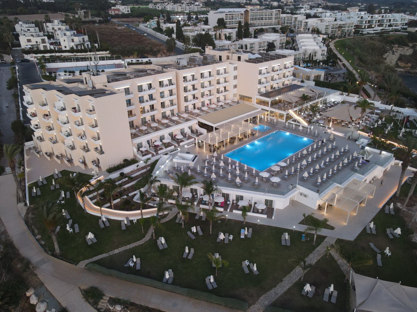 Queens-Bay-Hotel-General-view-1