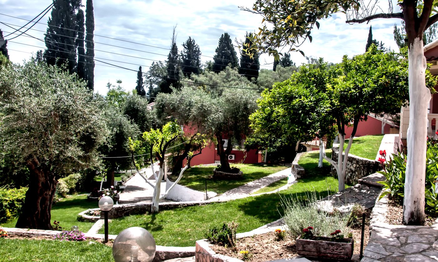 Fouxia-Apartments-and-Studios-Terrace-19