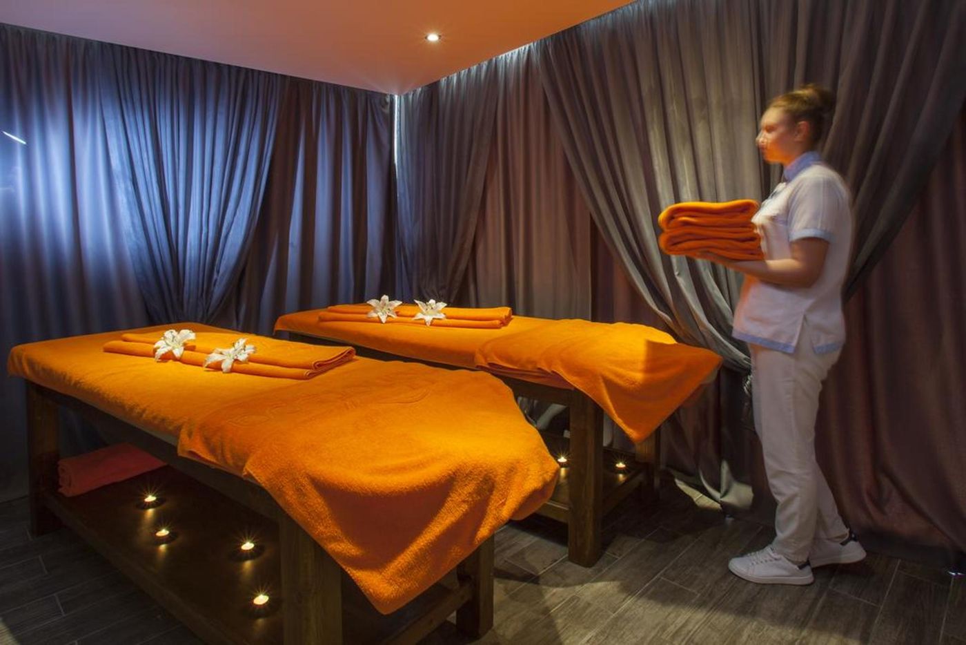 Louis-Ledra-Beach-Sports-and-Entertainment-54