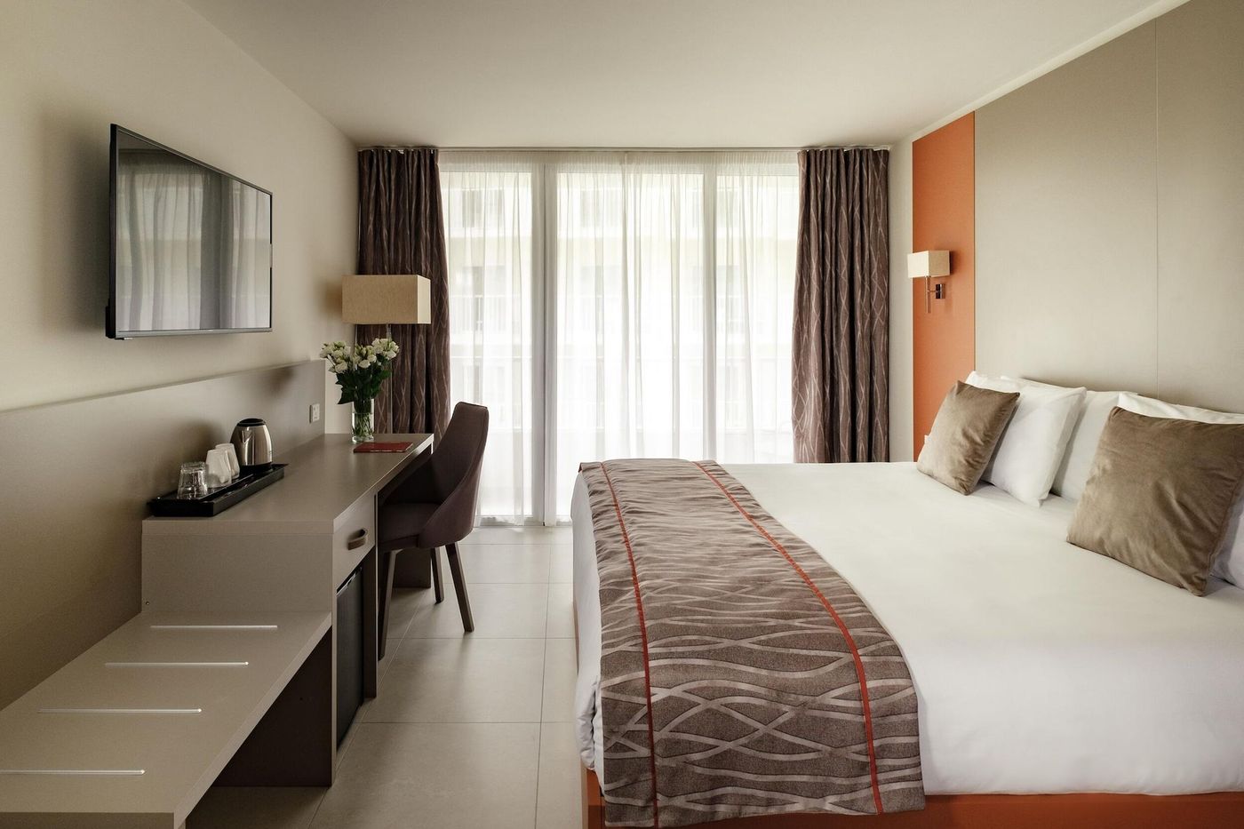Mayflower-Hotel-Room-11