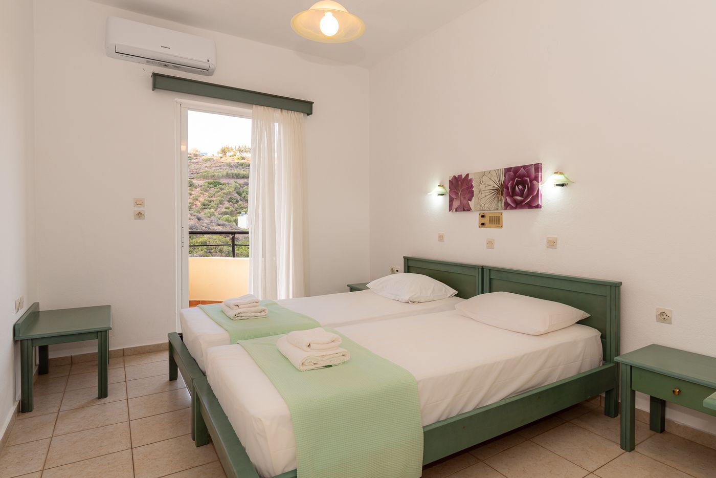 Elpis-Studios---Apartments-Room-24