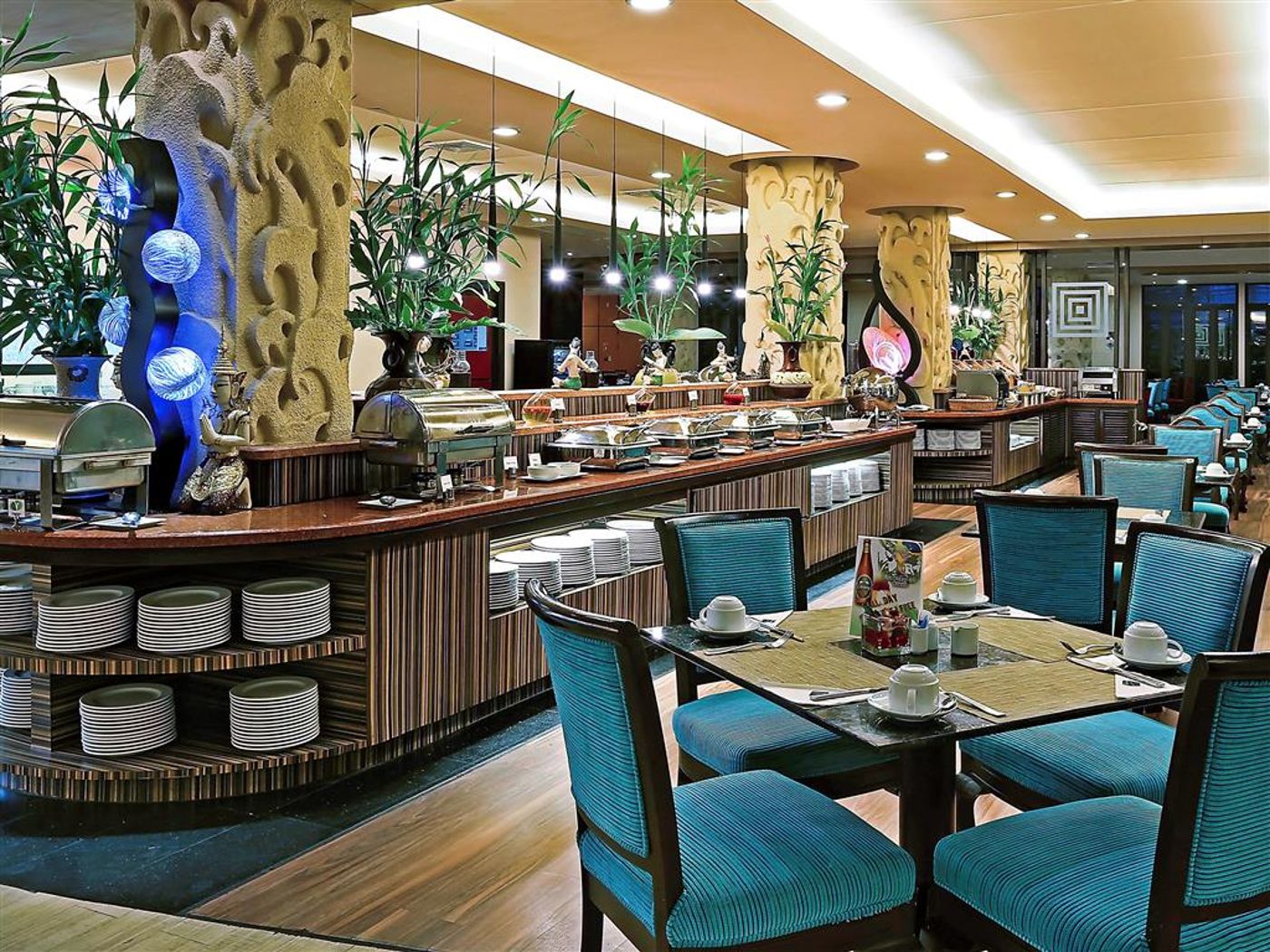 Novotel-Phuket-Vintage-Park-Restaurant-47