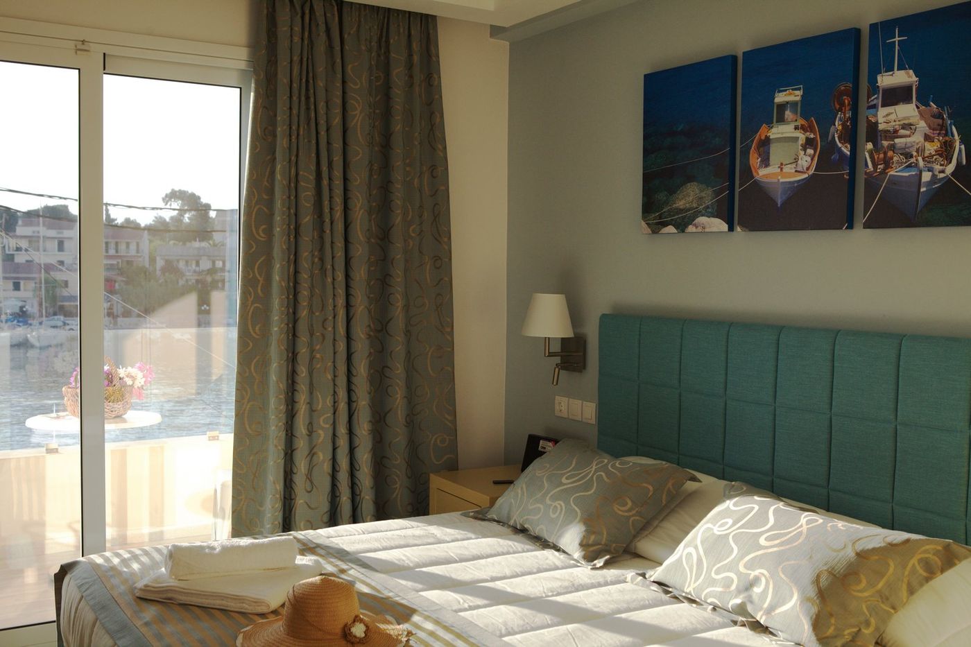 Melina-Bay-Boutique-Room-8