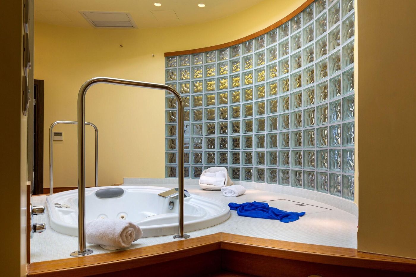 Towers-Hotel-Stabiae-Sorrento-Coast-Sports-and-Entertainment-69