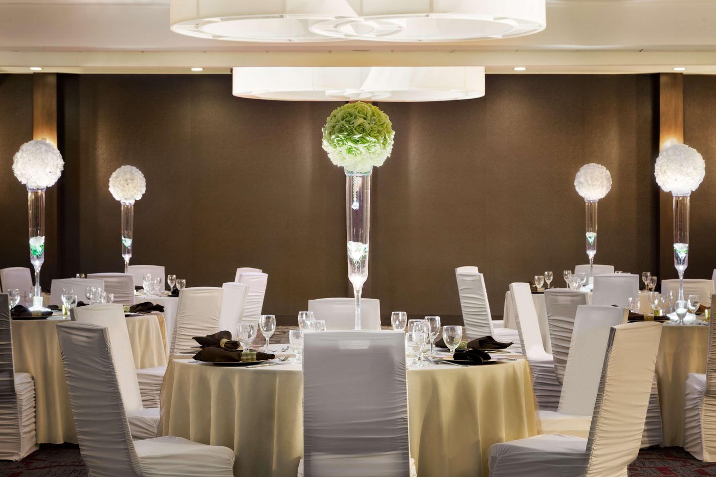 DoubleTree by Hilton Toronto Airport West-Canada-MISSISSAUGA-General view-8