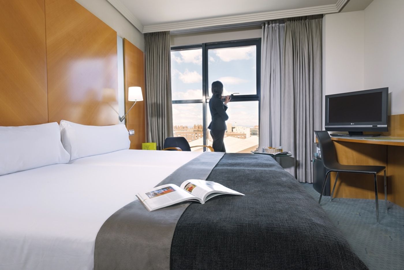 Exe-Plaza-General-view-29