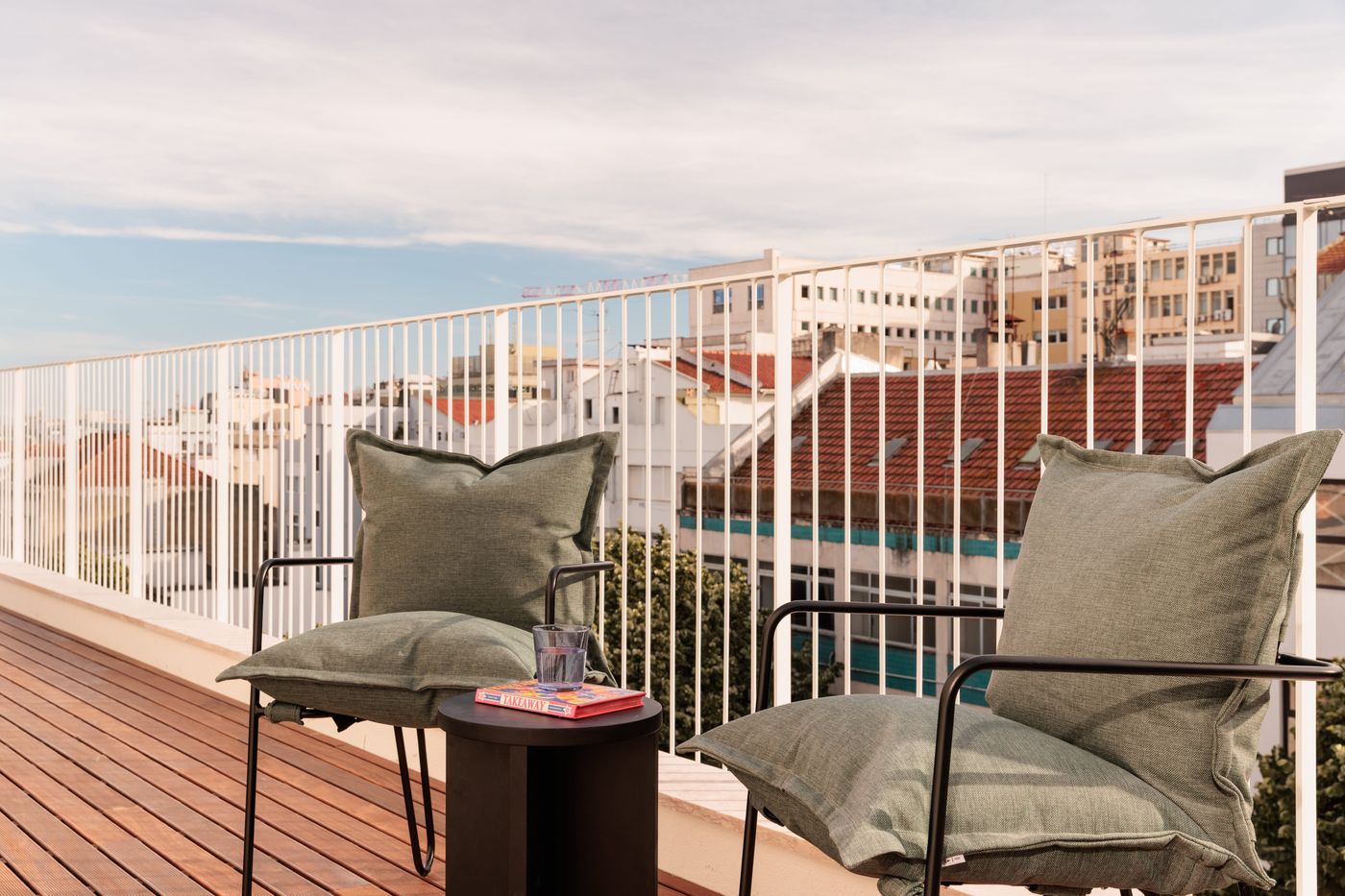 Locke-De-Santa-Joana-Room-10